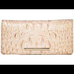 Beautiful Brahmin Wallet